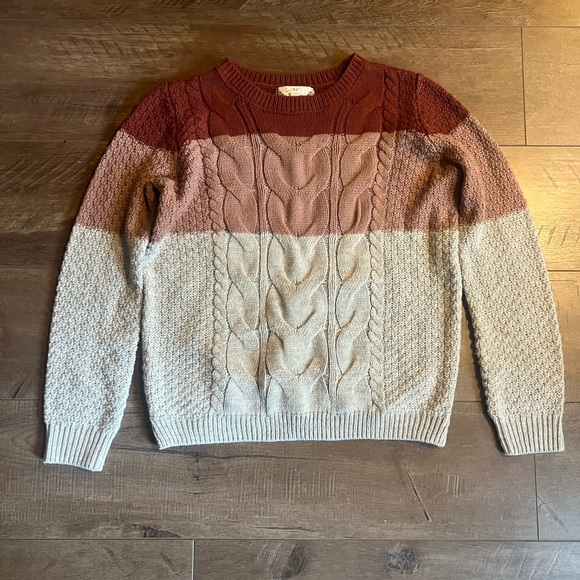 Colorblock Cable Knit Sweater - Picture 1 of 4